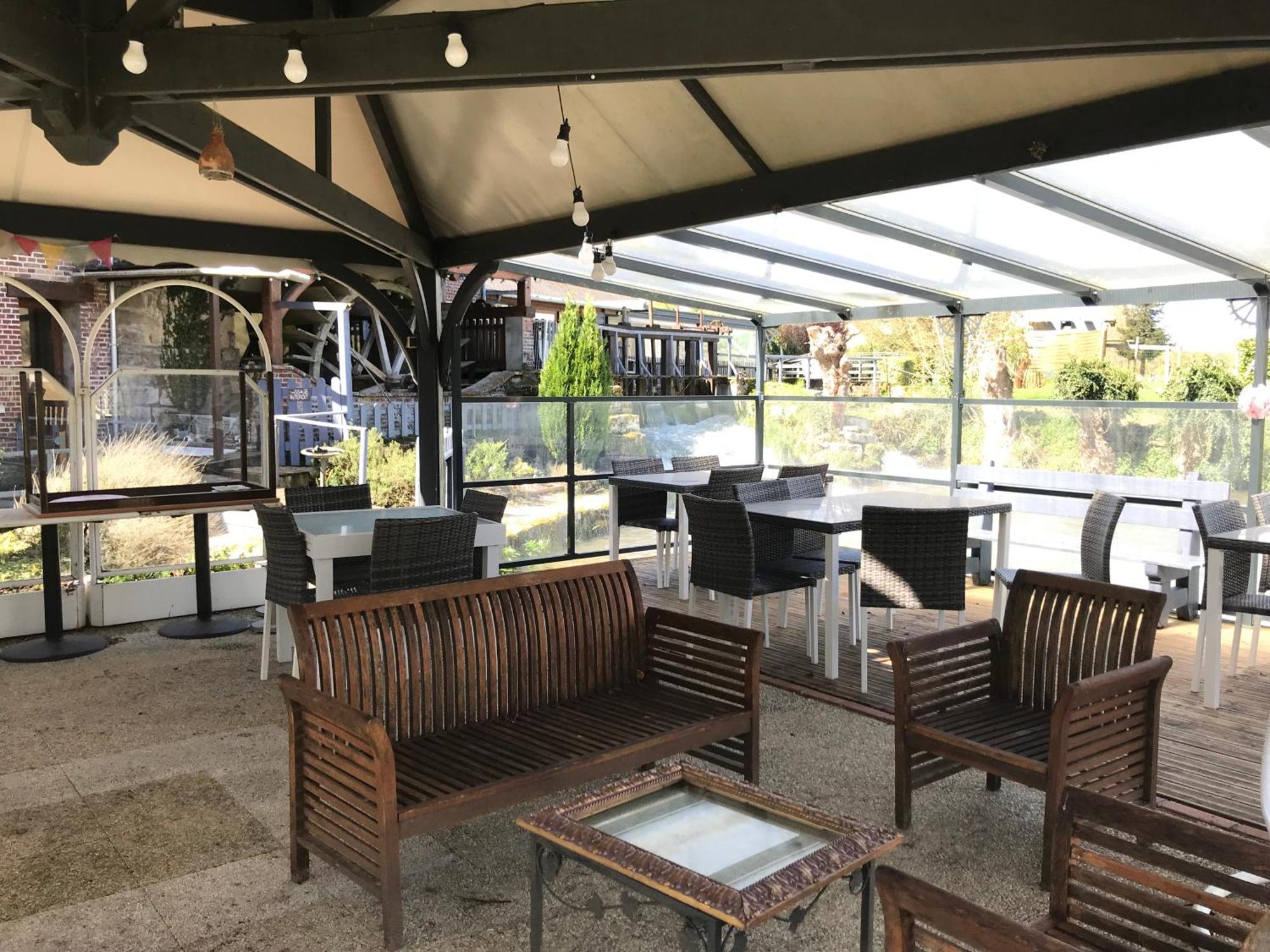 磨坊弗吉斯之家酒店 圣奥梅尔昂绍塞 外观 照片